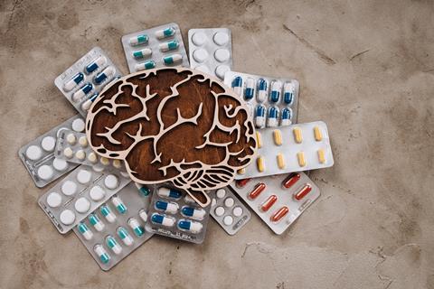 Brain,With,Pills.,Awareness,Of,Alzheimer's,,Parkinson's,Disease,,Dementia.